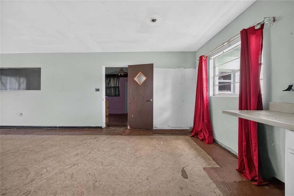 En Venta: $225,000 (3 camas, 1 baños, 1265 Pies cuadrados)