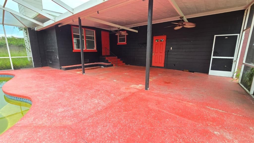For Sale: $195,000 (2 beds, 2 baths, 1604 Square Feet)
