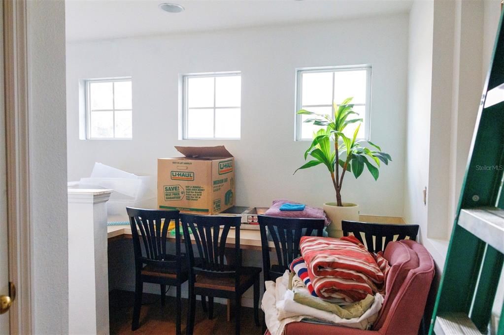 En Venta: $289,900 (3 camas, 2 baños, 1914 Pies cuadrados)