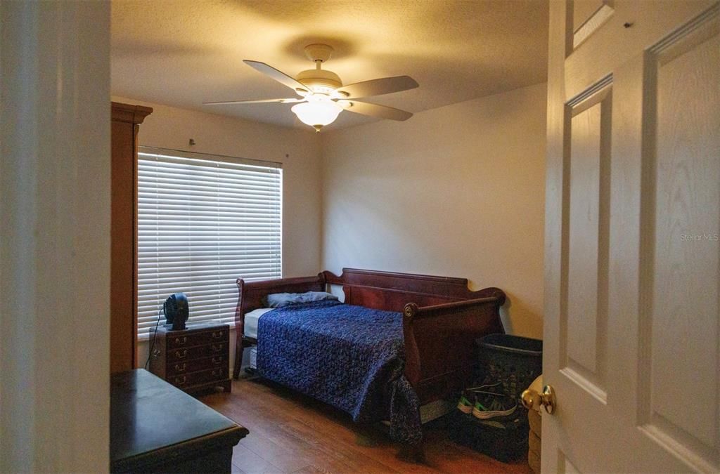 En Venta: $289,900 (3 camas, 2 baños, 1914 Pies cuadrados)