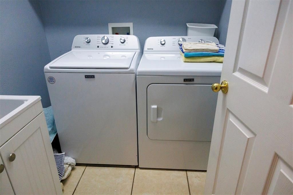 En Venta: $289,900 (3 camas, 2 baños, 1914 Pies cuadrados)