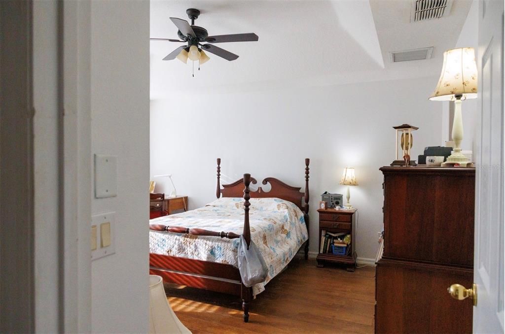 En Venta: $289,900 (3 camas, 2 baños, 1914 Pies cuadrados)