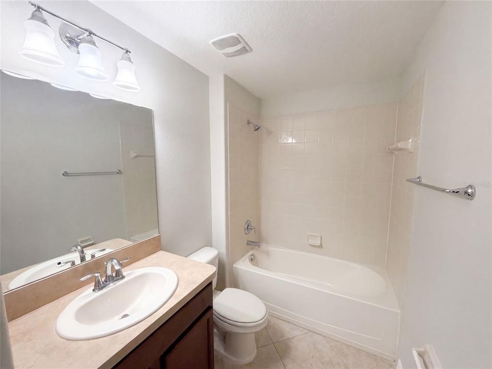 For Sale: $320,000 (4 beds, 3 baths, 1908 Square Feet)