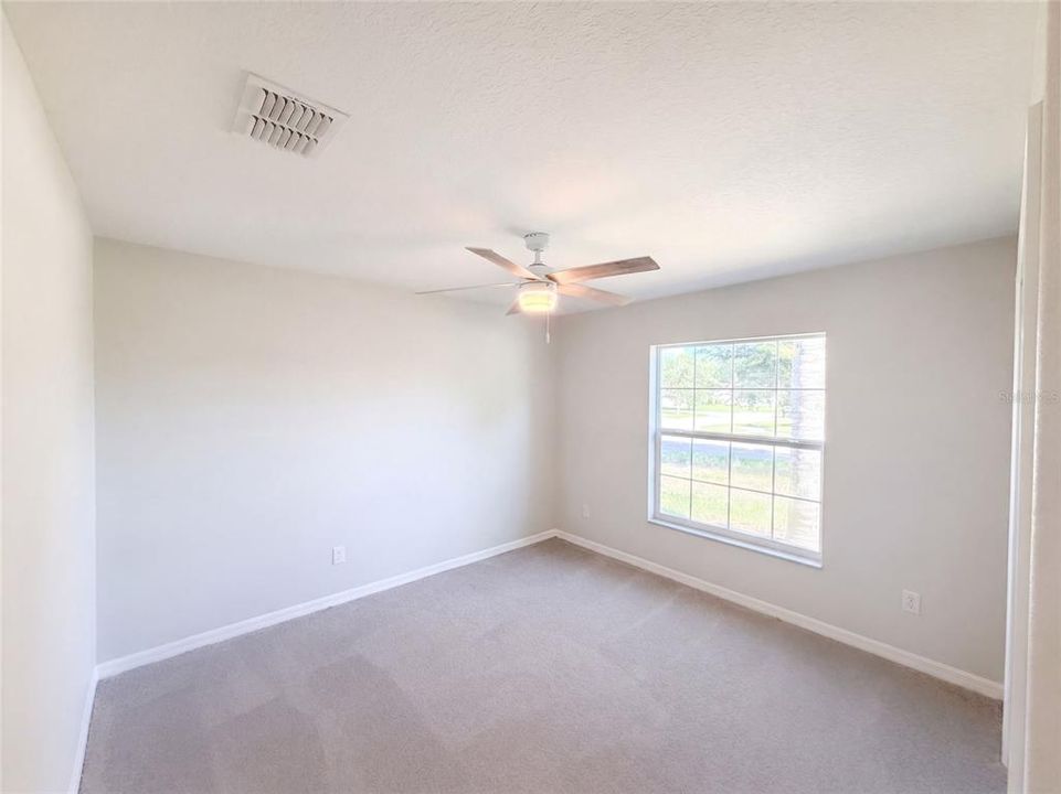 For Sale: $320,000 (4 beds, 3 baths, 1908 Square Feet)