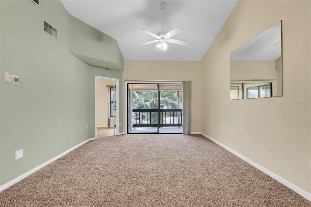 For Rent: $1,900 (3 beds, 3 baths, 1182 Square Feet)