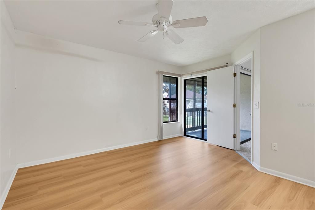 For Rent: $1,900 (3 beds, 3 baths, 1182 Square Feet)