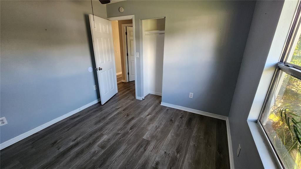 На продажу: $159,999 (3 спален, 1 ванн, 912 Квадратных фут)