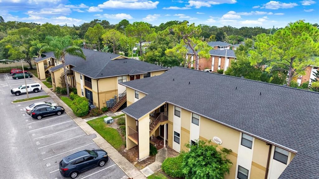 For Sale: $155,000 (2 beds, 2 baths, 901 Square Feet)