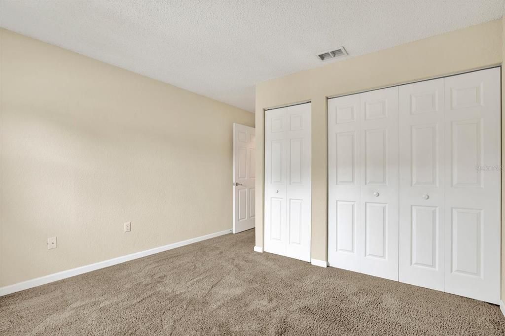 For Sale: $155,000 (2 beds, 2 baths, 901 Square Feet)