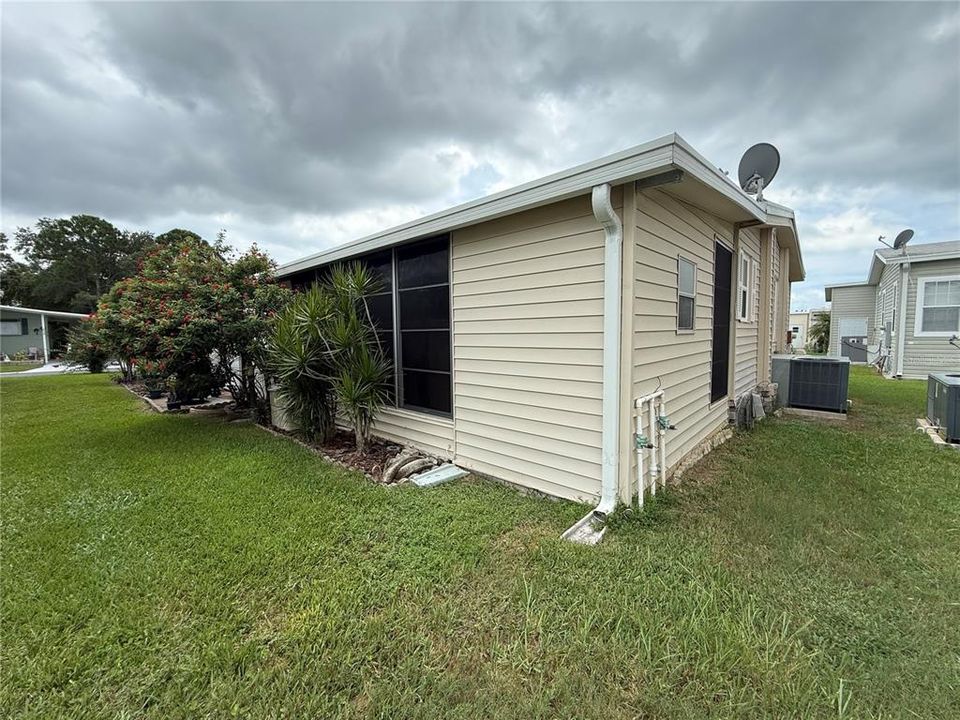 For Sale: $199,900 (3 beds, 2 baths, 1560 Square Feet)