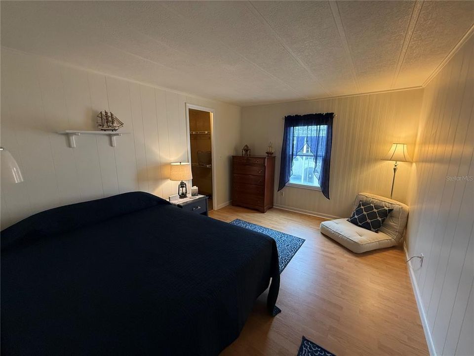 For Sale: $199,900 (3 beds, 2 baths, 1560 Square Feet)