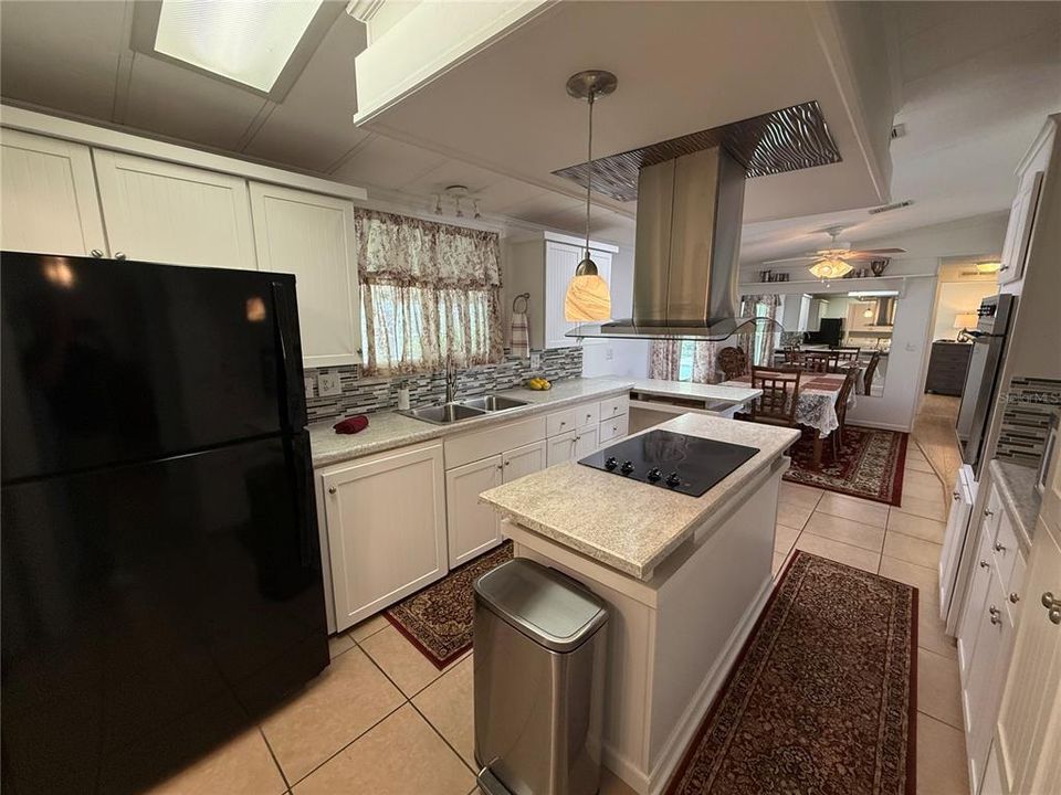 For Sale: $199,900 (3 beds, 2 baths, 1560 Square Feet)