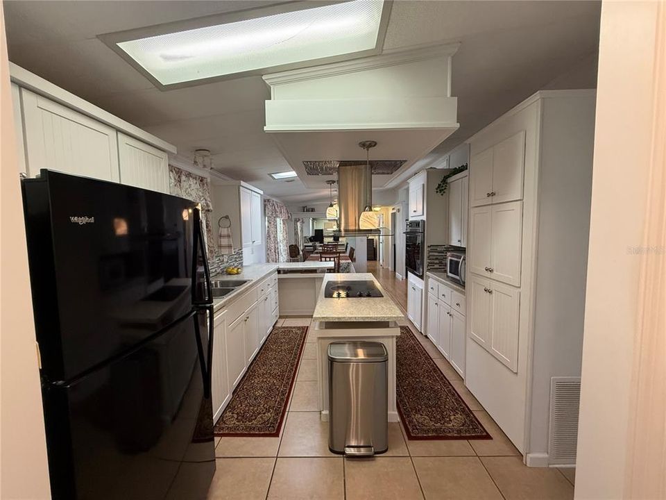 For Sale: $199,900 (3 beds, 2 baths, 1560 Square Feet)