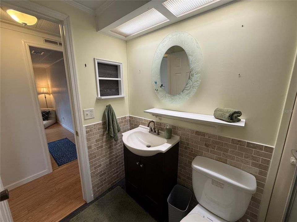 For Sale: $199,900 (3 beds, 2 baths, 1560 Square Feet)