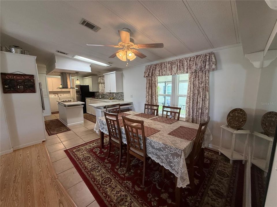 For Sale: $199,900 (3 beds, 2 baths, 1560 Square Feet)