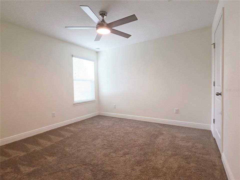 For Sale: $392,000 (3 beds, 2 baths, 1961 Square Feet)
