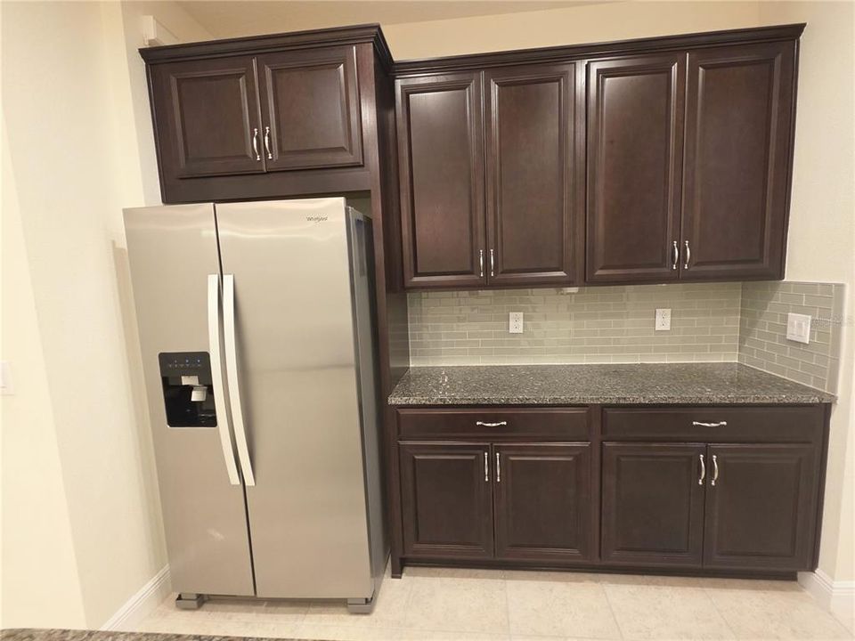 For Sale: $392,000 (3 beds, 2 baths, 1961 Square Feet)