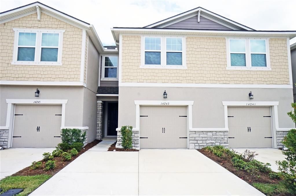 For Sale: $392,000 (3 beds, 2 baths, 1961 Square Feet)