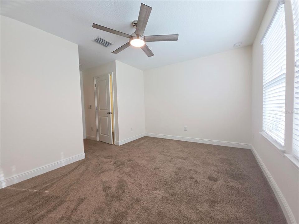 For Sale: $392,000 (3 beds, 2 baths, 1961 Square Feet)