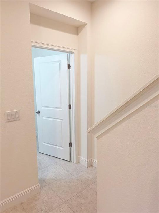 For Sale: $392,000 (3 beds, 2 baths, 1961 Square Feet)