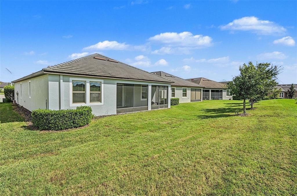 En Venta: $365,000 (2 camas, 2 baños, 1959 Pies cuadrados)