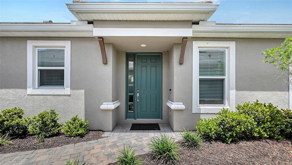 For Sale: $599,000 (2 beds, 2 baths, 1678 Square Feet)