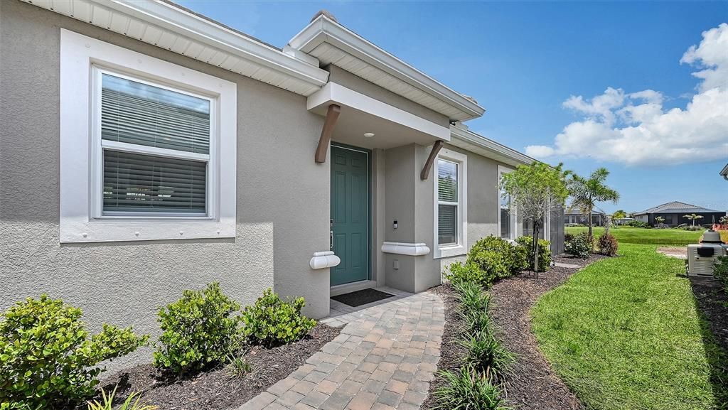 For Sale: $599,000 (2 beds, 2 baths, 1678 Square Feet)