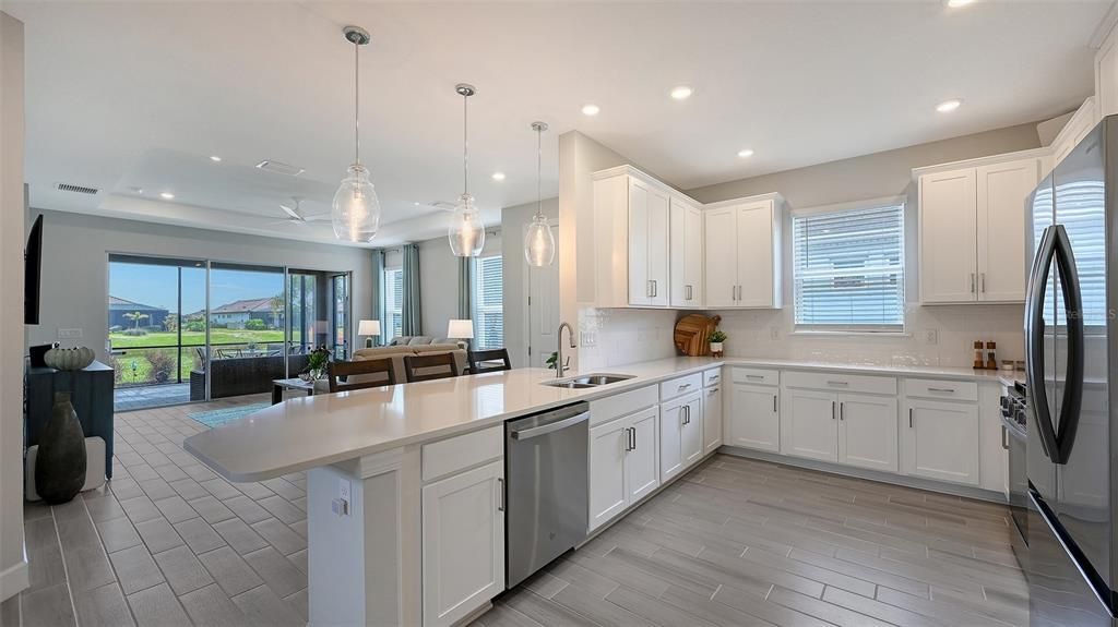For Sale: $599,000 (2 beds, 2 baths, 1678 Square Feet)