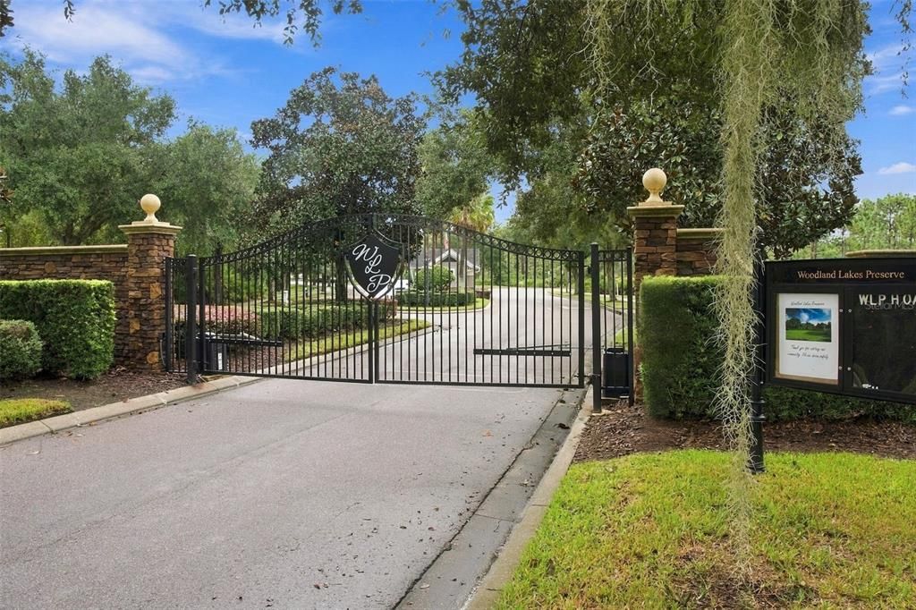For Sale: $584,999 (6 beds, 4 baths, 3181 Square Feet)