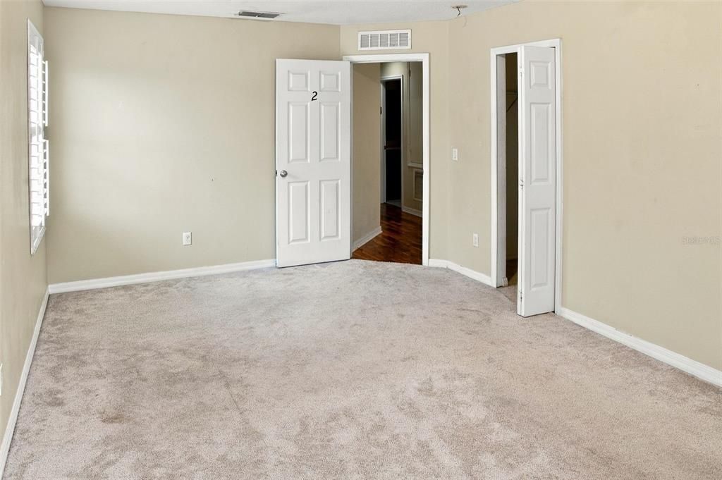 For Sale: $584,999 (6 beds, 4 baths, 3181 Square Feet)