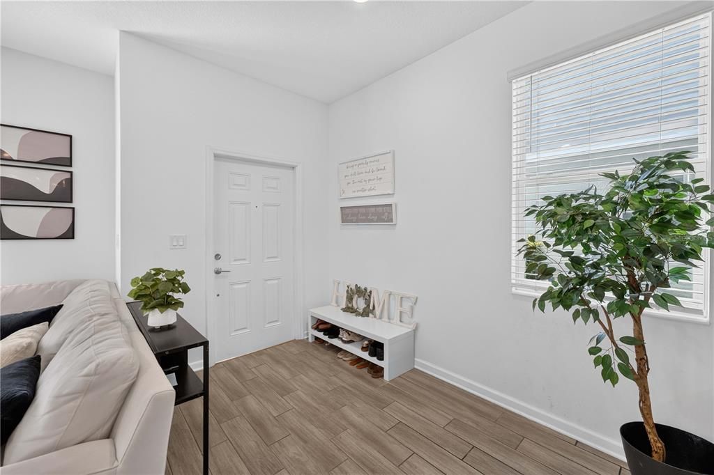 For Rent: $3,000 (4 beds, 3 baths, 2030 Square Feet)