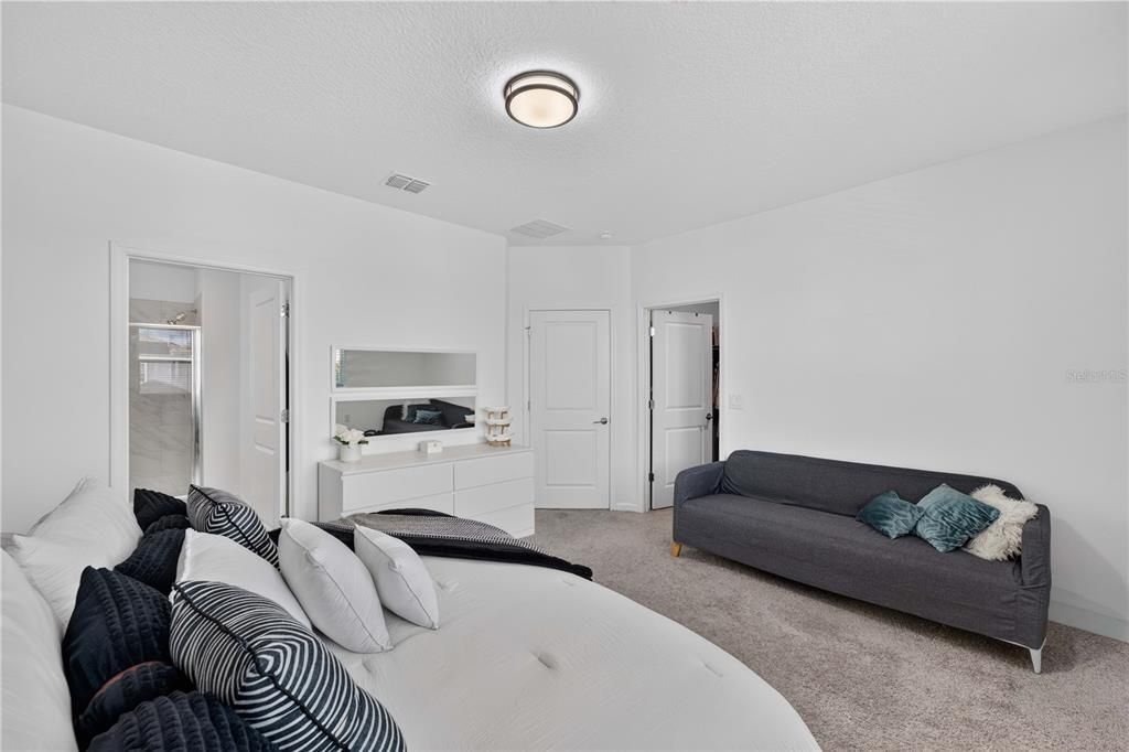 For Rent: $3,000 (4 beds, 3 baths, 2030 Square Feet)