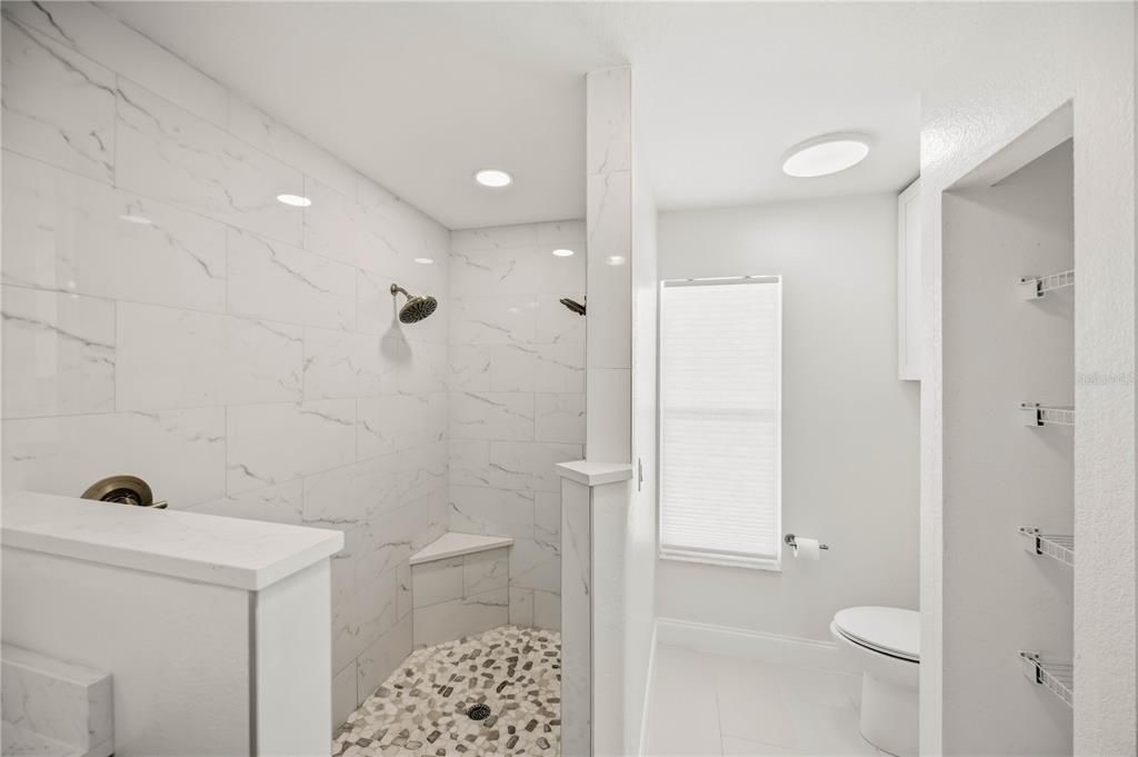 En Venta: $394,000 (3 camas, 2 baños, 1672 Pies cuadrados)