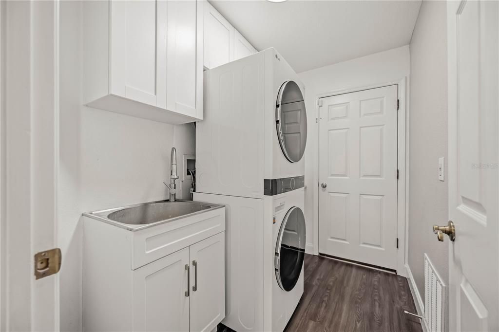 En Venta: $394,000 (3 camas, 2 baños, 1672 Pies cuadrados)