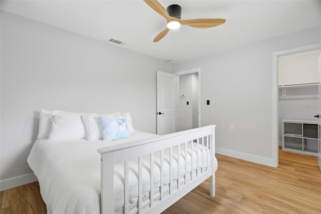 En Venta: $585,000 (3 camas, 2 baños, 1720 Pies cuadrados)