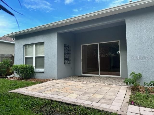 En Renta: $2,295 (4 camas, 2 baños, 1470 Pies cuadrados)