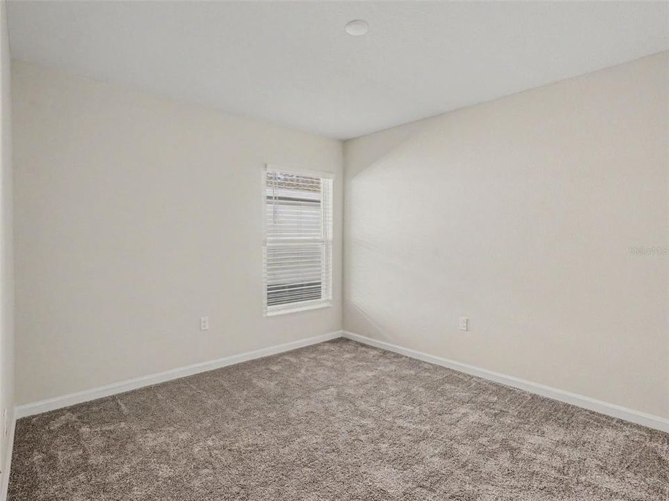 For Sale: $329,900 (3 beds, 2 baths, 1552 Square Feet)