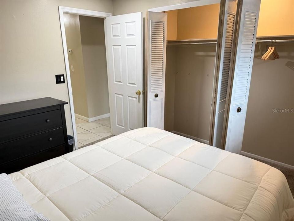 For Rent: $2,000 (2 beds, 1 baths, 853 Square Feet)