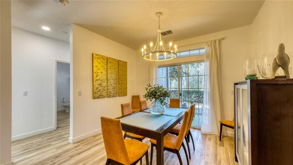 На продажу: $255,000 (3 спален, 2 ванн, 1269 Квадратных фут)