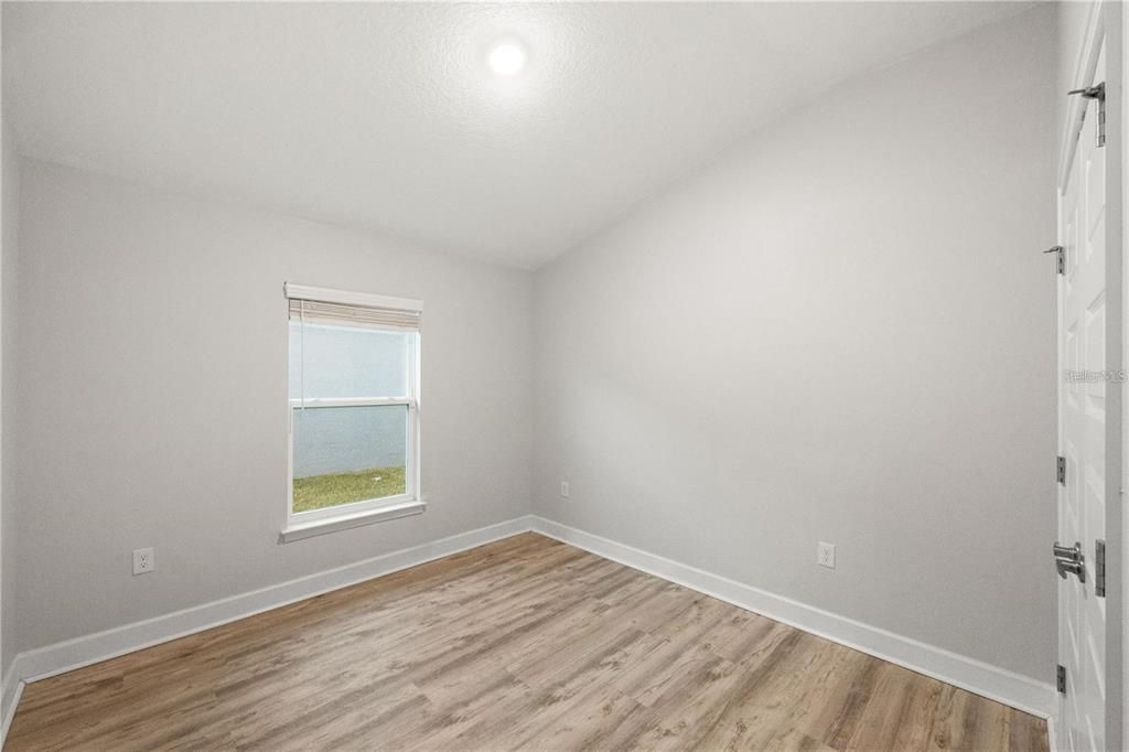 For Rent: $2,250 (3 beds, 2 baths, 1527 Square Feet)