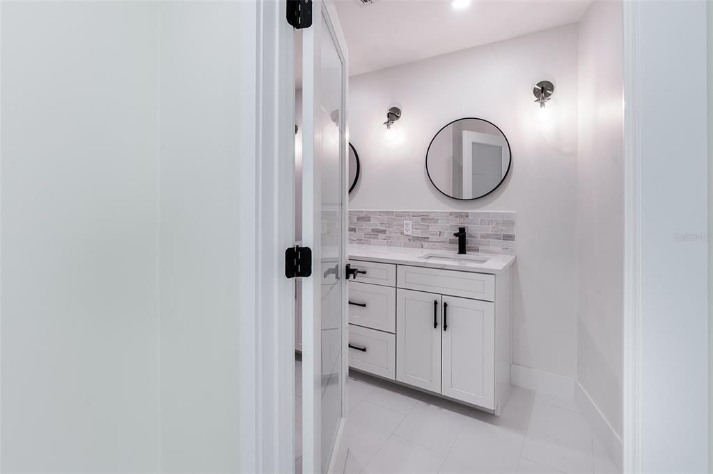 For Rent: $3,995 (3 beds, 2 baths, 2234 Square Feet)