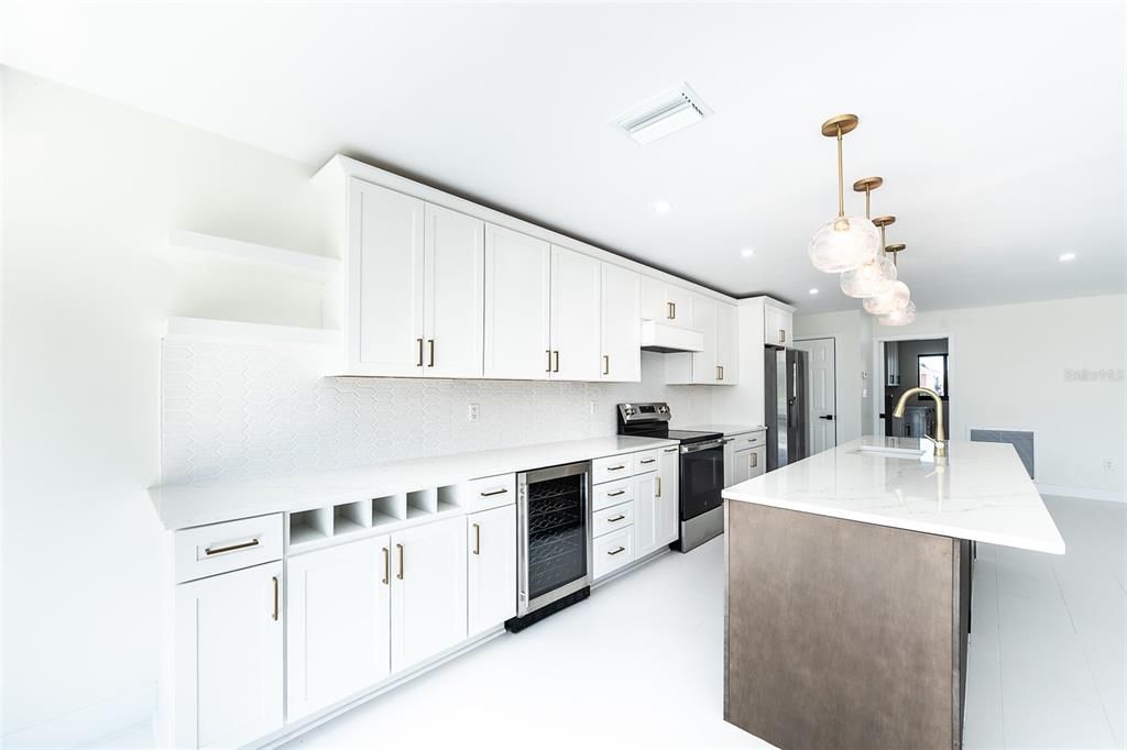 For Rent: $3,995 (3 beds, 2 baths, 2234 Square Feet)