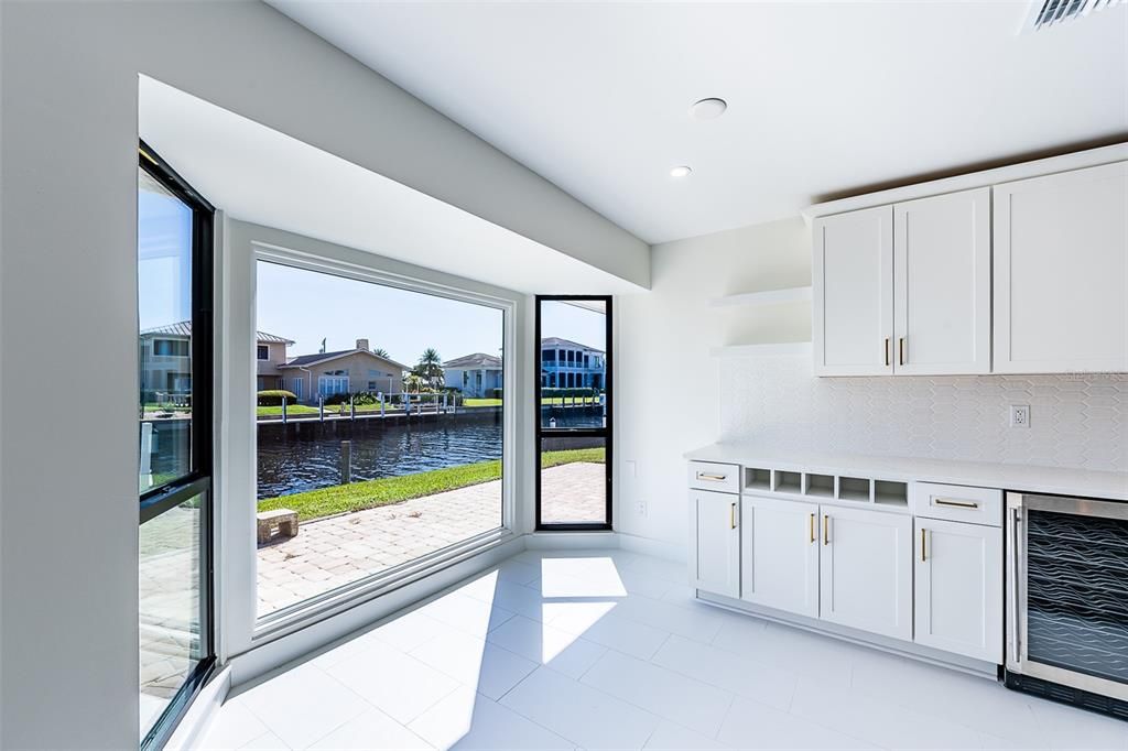 For Rent: $3,995 (3 beds, 2 baths, 2234 Square Feet)