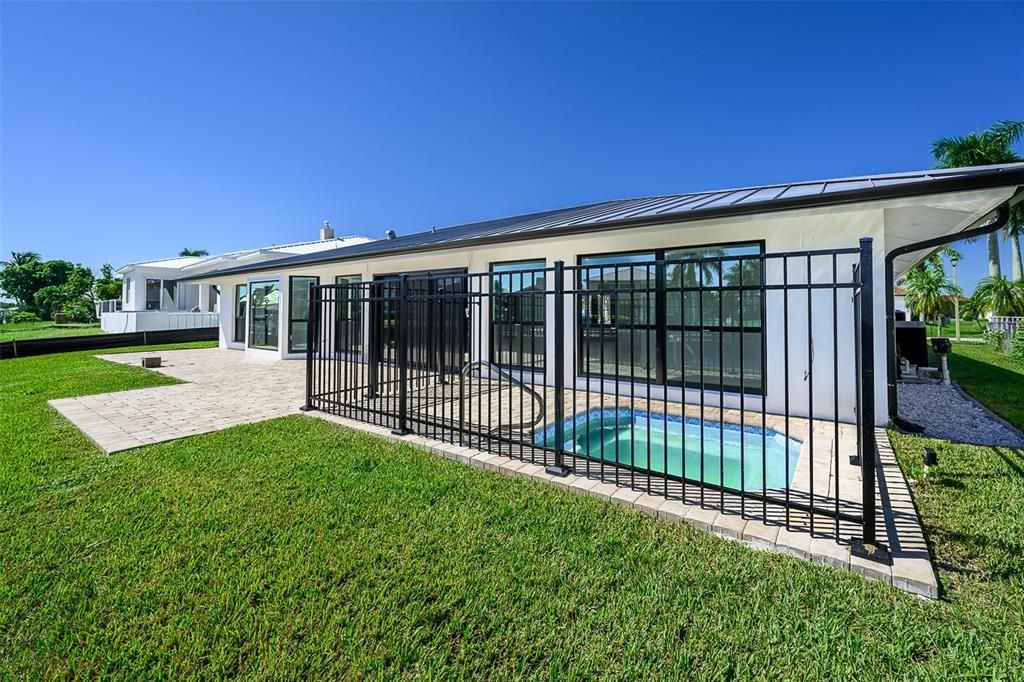 For Rent: $3,995 (3 beds, 2 baths, 2234 Square Feet)