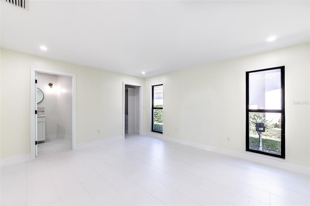 For Rent: $3,995 (3 beds, 2 baths, 2234 Square Feet)