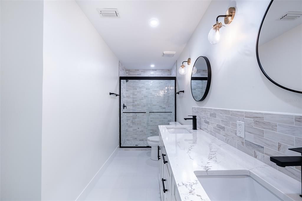 For Rent: $3,995 (3 beds, 2 baths, 2234 Square Feet)