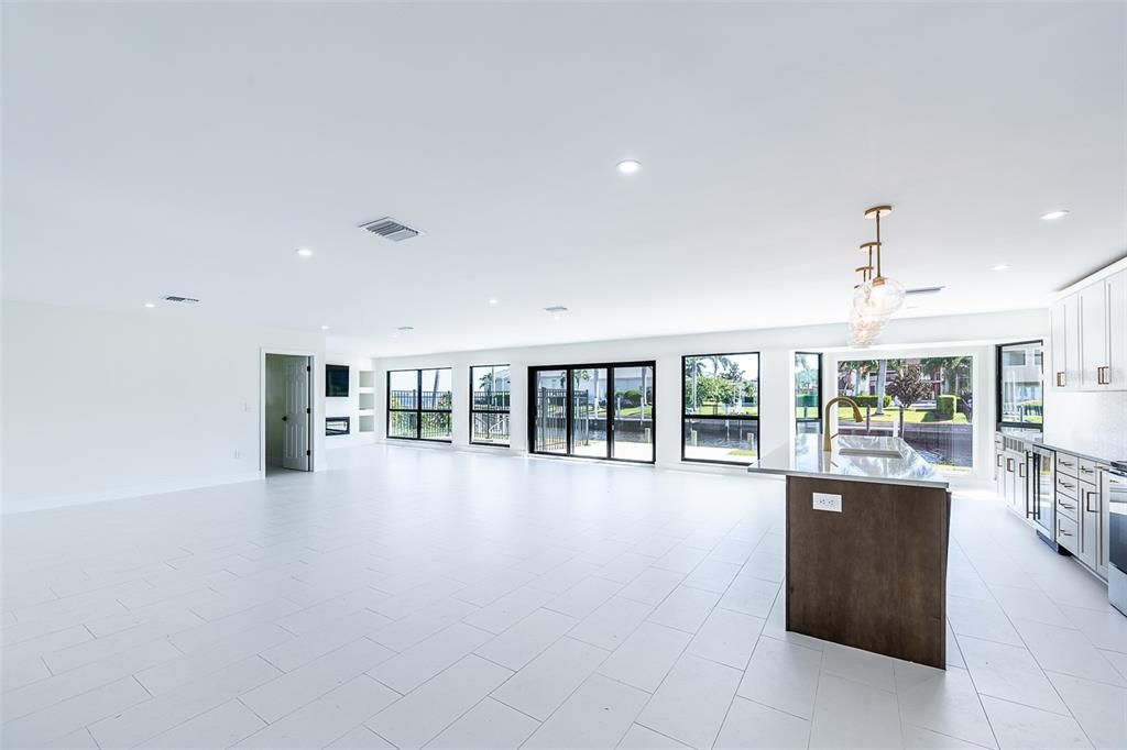 For Rent: $3,995 (3 beds, 2 baths, 2234 Square Feet)