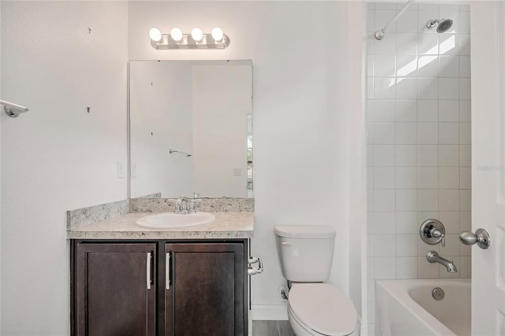 В аренду: $2,850 (4 спален, 3 ванн, 2214 Квадратных фут)