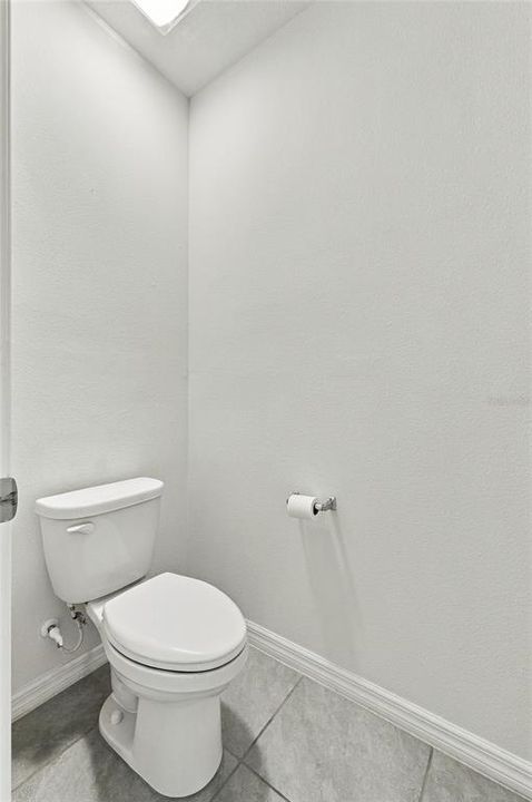На продажу: $289,000 (4 спален, 2 ванн, 1851 Квадратных фут)