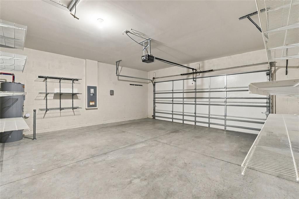 На продажу: $289,000 (4 спален, 2 ванн, 1851 Квадратных фут)